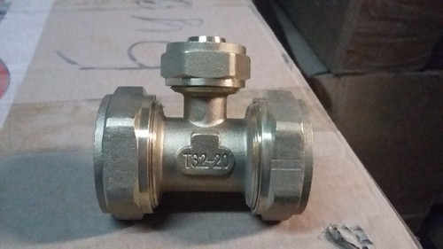 Тройник TN 20х20х16 редукционный