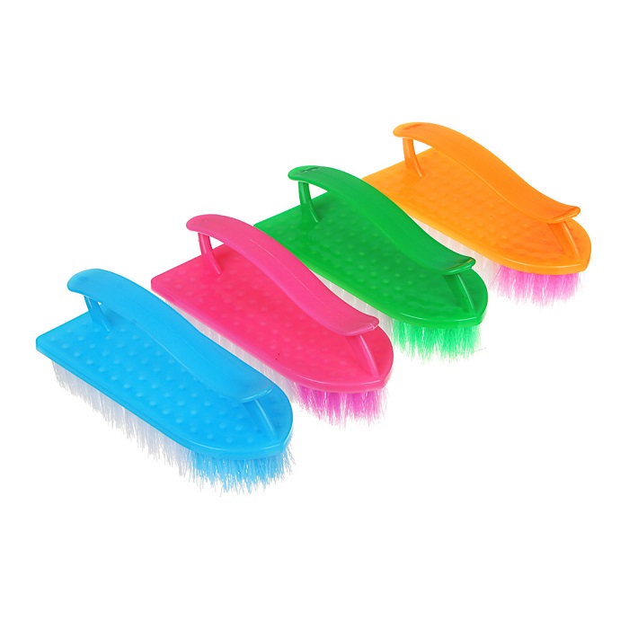 Щетка-утюжок 13,5см пластик VETTA 445-283